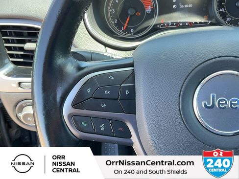 Used 2021 Jeep Cherokee Limited AWD/4WD image 20