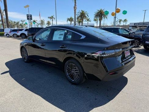 New 2026 Nissan Sentra SV w/ SV Convenience Package image 4