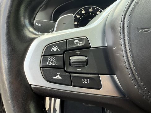 Used 2018 BMW M550i xDrive AWD/4WD image 18