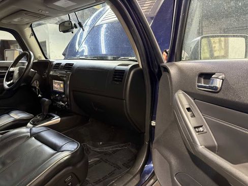 Used 2007 HUMMER H3 image 25