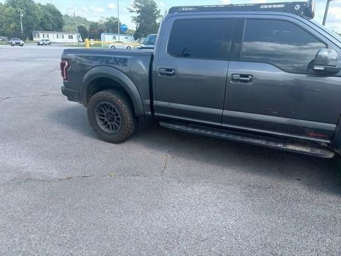 Used 2017 Ford F150 Raptor w/ Equipment Group 802A Luxury AWD/4WD image 31