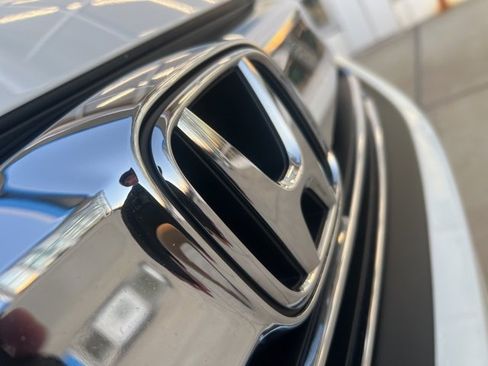 Certified 2017 Honda Accord Sport Special Edition image 32