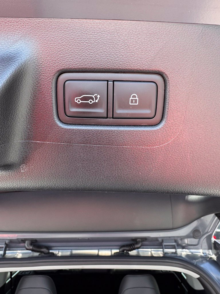 Used 2026 Hyundai Santa Fe SEL AWD/4WD image 16