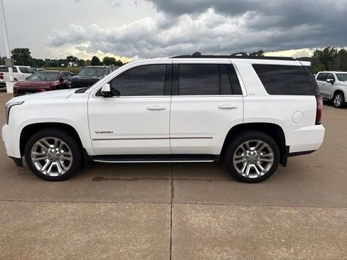 Used 2018 GMC Yukon SLT w/ Premium Edition AWD/4WD image 6