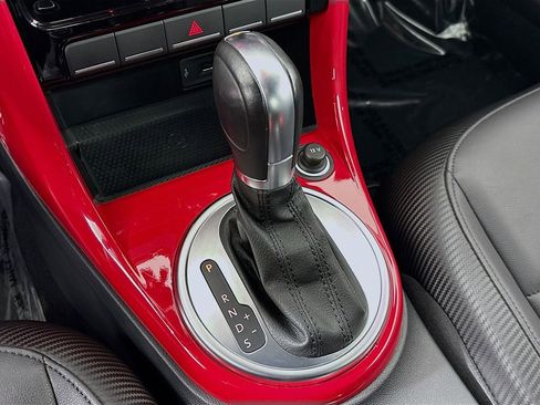 Used 2019 Volkswagen Beetle 2.0T S image 18