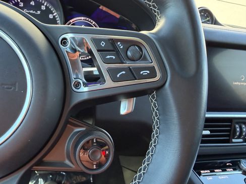 Certified 2022 Porsche Cayenne Turbo S image 34