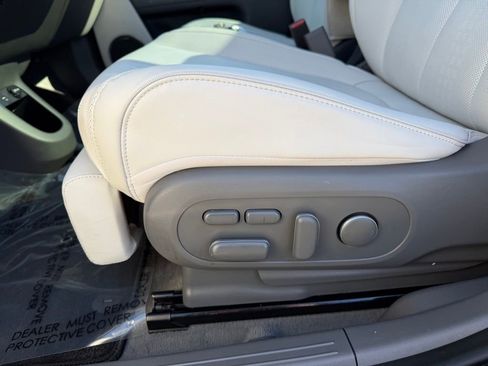 Used 2024 Hyundai Ioniq 5 Limited AWD/4WD image 15