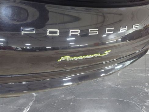 Used 2014 Porsche Panamera S image 30