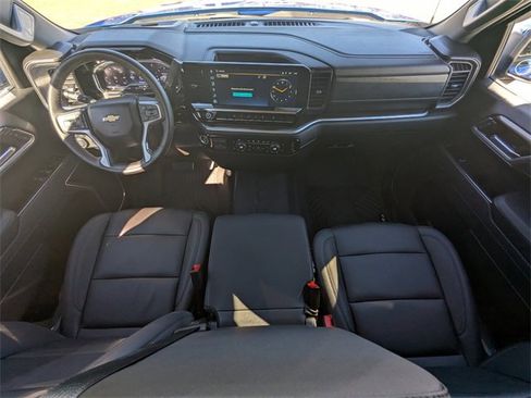 Used 2025 Chevrolet Silverado 1500 LT image 15