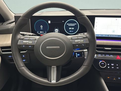 Certified 2025 Hyundai Sonata Limited FWD image 20
