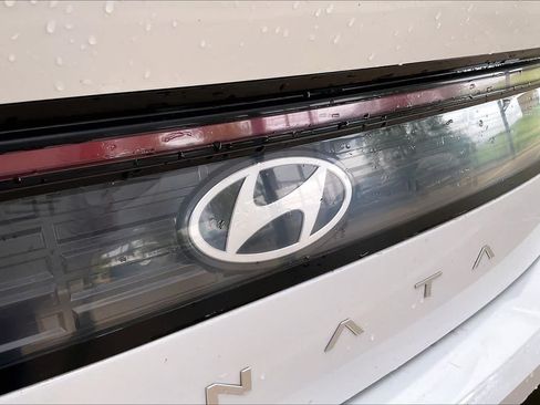 Used 2025 Hyundai Sonata SEL FWD image 30