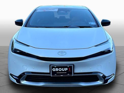 Certified 2026 Toyota Prius Plug-In Hybrid FWD image 4