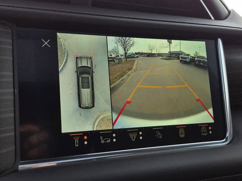 Certified 2023 GMC Yukon Denali w/ Denali Reserve Package image 36