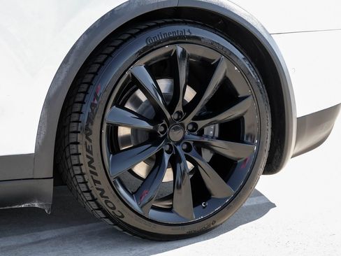 Used 2021 Tesla Model X Long Range image 64