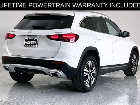 Used 2025 Mercedes-Benz GLA 250 4MATIC image 2