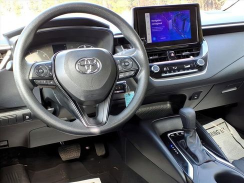 Certified 2024 Toyota Corolla LE image 11