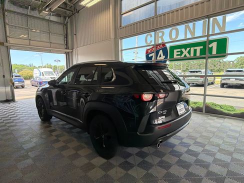 Used 2025 MAZDA CX-50 AWD 2.5 S w/ Preferred Package image 4
