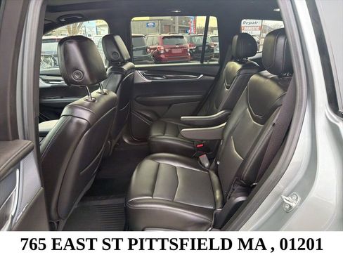 Used 2024 Cadillac XT6 Sport w/ Technology Package image 22