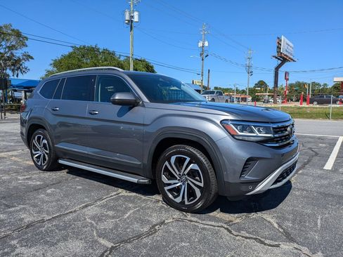 Used 2021 Volkswagen Atlas SEL Premium AWD/4WD image 2