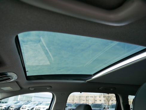 Used 2021 Hyundai Santa Fe Limited image 31