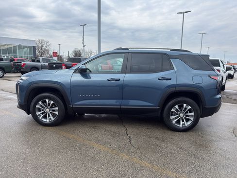 Used 2025 Chevrolet Equinox LT w/ Convenience Package II image 6