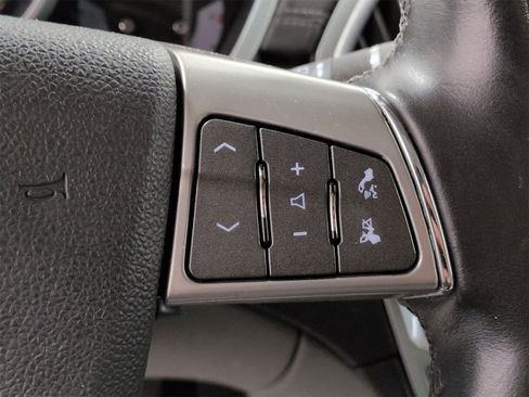 Used 2010 Cadillac SRX Luxury image 27