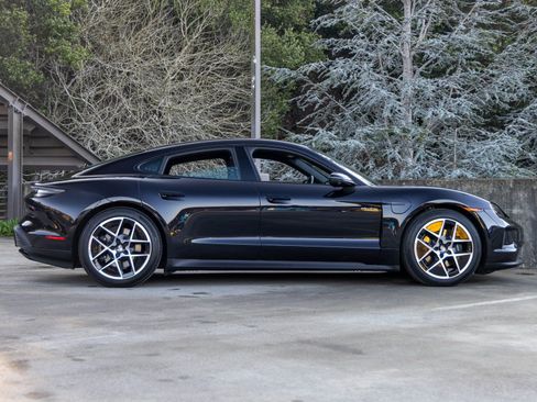Certified 2025 Porsche Taycan image 12