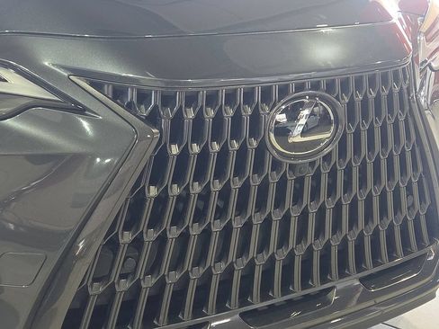 Used 2025 Lexus NX 350 AWD w/ Luxury Package image 7