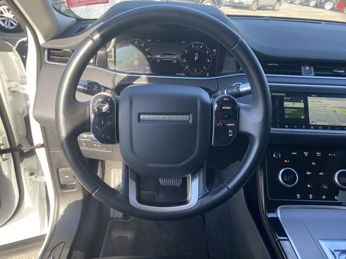 Used 2020 Land Rover Range Rover Evoque S image 12