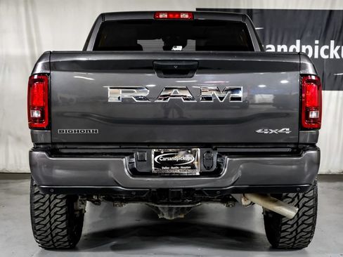 Used 2025 RAM 2500 Big Horn AWD/4WD image 10