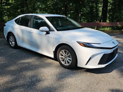 Used 2025 Toyota Camry LE w/ Convenience Package