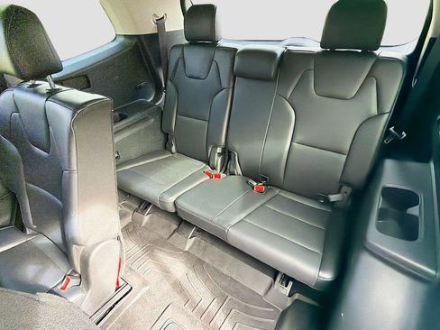 Used 2022 Kia Telluride LX AWD/4WD image 28