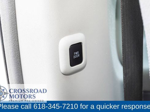 Used 2012 Toyota Sienna LE FWD image 29