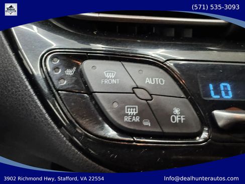 Used 2018 Toyota C-HR XLE FWD image 22