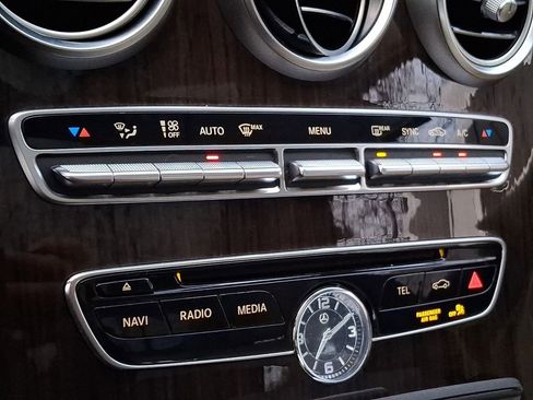 Used 2016 Mercedes-Benz C 300 4MATIC Sedan image 12