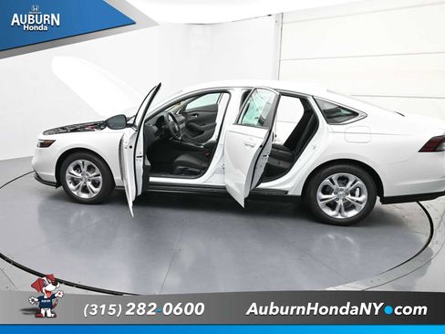 New 2025 Honda Accord LX image 34