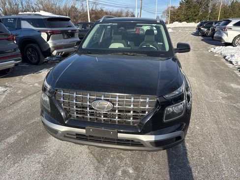 Used 2023 Hyundai Venue SEL image 8