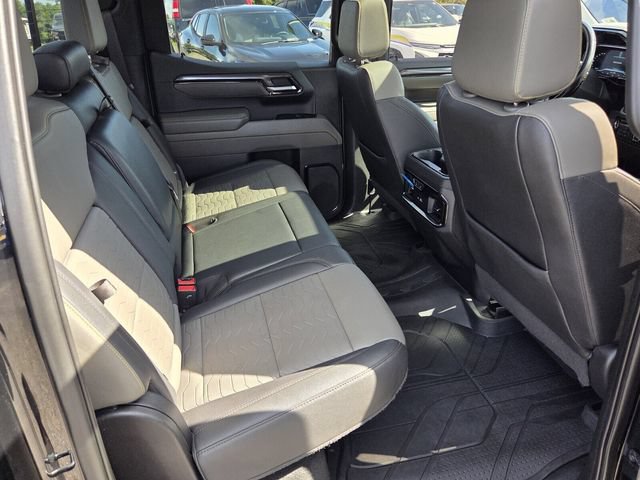 Used 2023 Chevrolet Silverado 1500 ZR2 w/ Technology Package AWD/4WD image 16