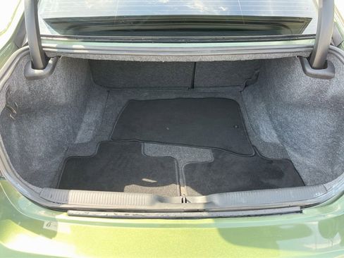 Used 2022 Dodge Charger R/T w/ Blacktop Package RWD image 26