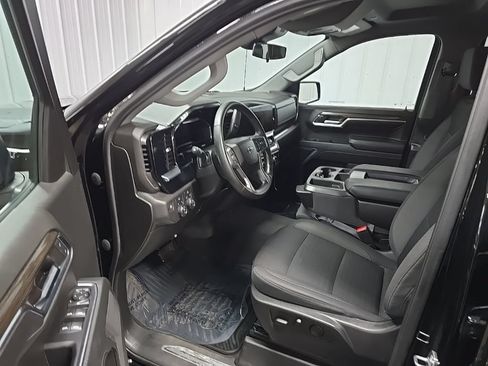 Used 2023 Chevrolet Silverado 1500 RST w/ Z71 Off-Road Package AWD/4WD image 28