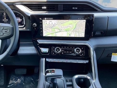 New 2026 GMC Sierra 1500 Denali w/ Denali Reserve Package AWD/4WD image 8