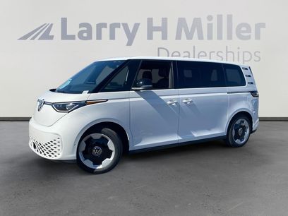 New 2025 Volkswagen ID. Buzz Pro S