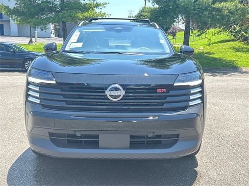 New 2025 Nissan Kicks SR image 8