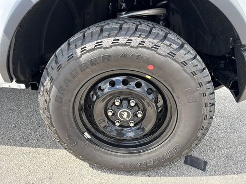 New 2026 Ford Bronco Big Bend image 11