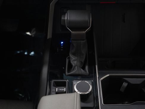 Used 2025 Toyota Tundra Limited image 15