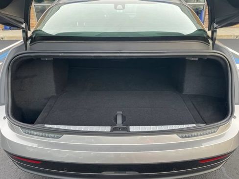 Used 2024 Lucid Air Touring AWD/4WD image 35