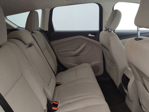 Used 2019 Ford Escape SE FWD image 19