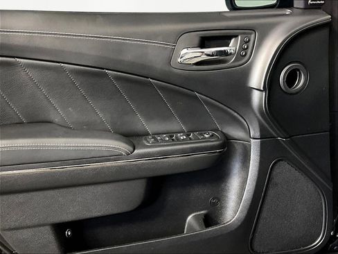 Used 2019 Dodge Charger SRT Hellcat w/ Harman/Kardon Audio Group RWD image 17