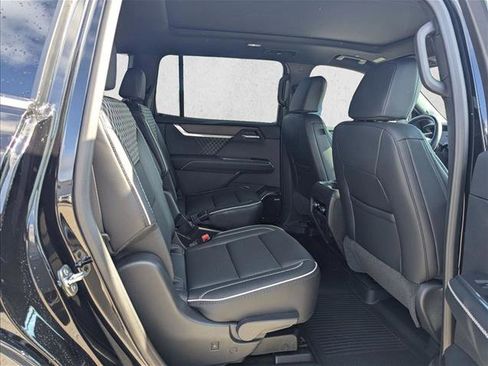 New 2026 GMC Acadia Denali image 18