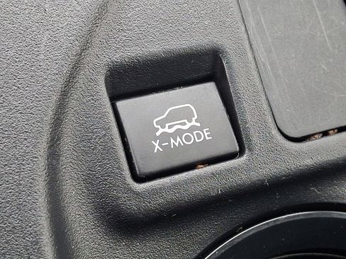 Certified 2023 Subaru Crosstrek 2.0i image 24